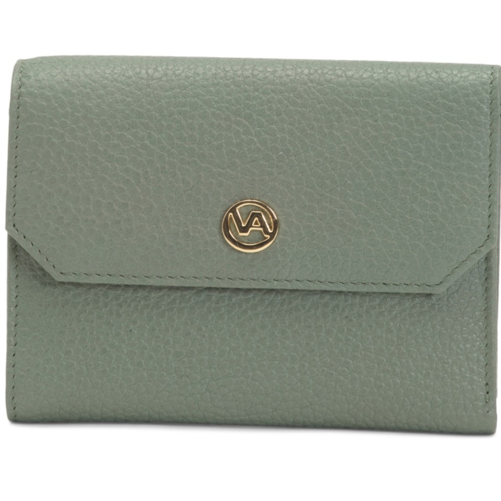 Valentina Tab Tooled Leather Textured Wallet with Gold Accent in Green NWT 🇮🇹
